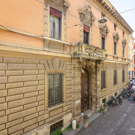 Goito Luxury Apartment, In The Historical Center Bolonia Exterior foto